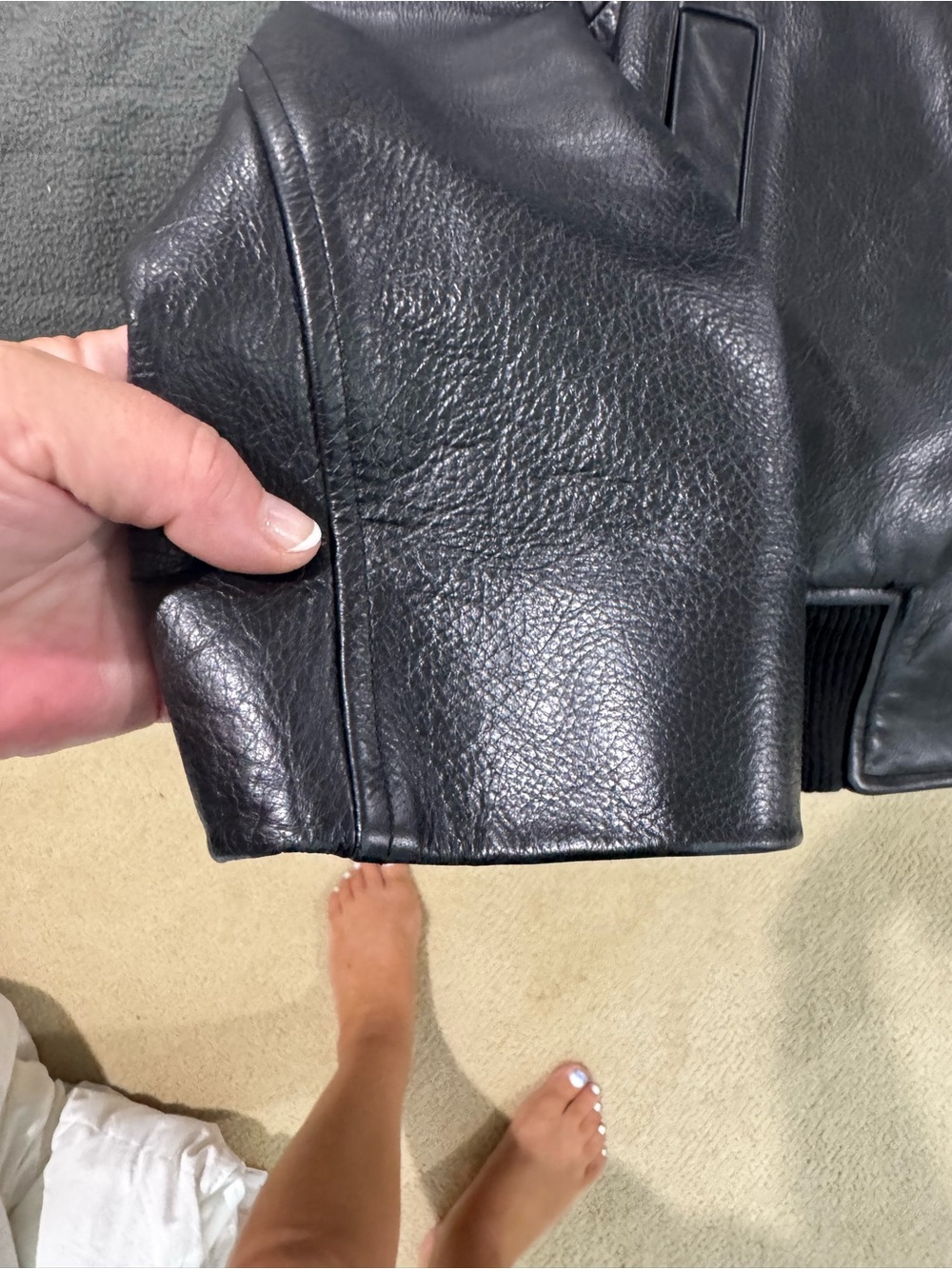 Banana Republic Black Leather Bomber Jacket XS excellent condition!! - Picture 3 of 8